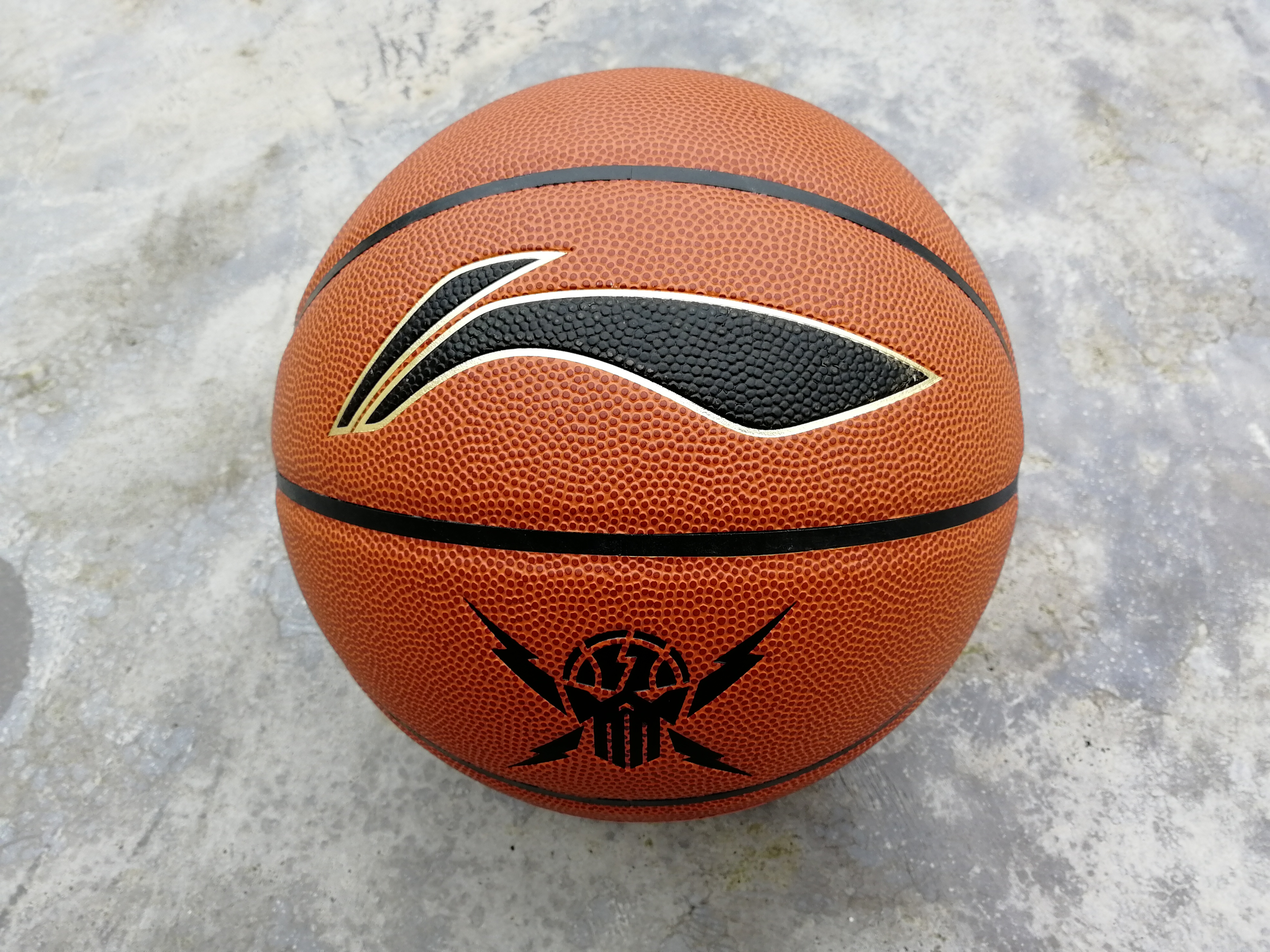 李宁篮球443-1和023-1,李宁lbqk9671篮球测评