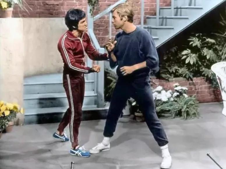 楸块奔娓告垙鍚翠含,鍚翠含楸块奔娓告垙鎭舵悶