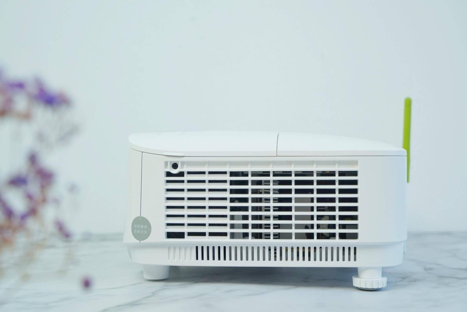 明基投影仪e320和e500对比评测,明基e520投影仪深度评测