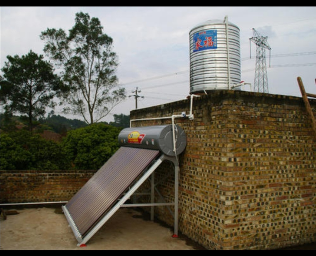 农村屋顶太阳能热水器,屋顶太阳能热水器找谁拆除