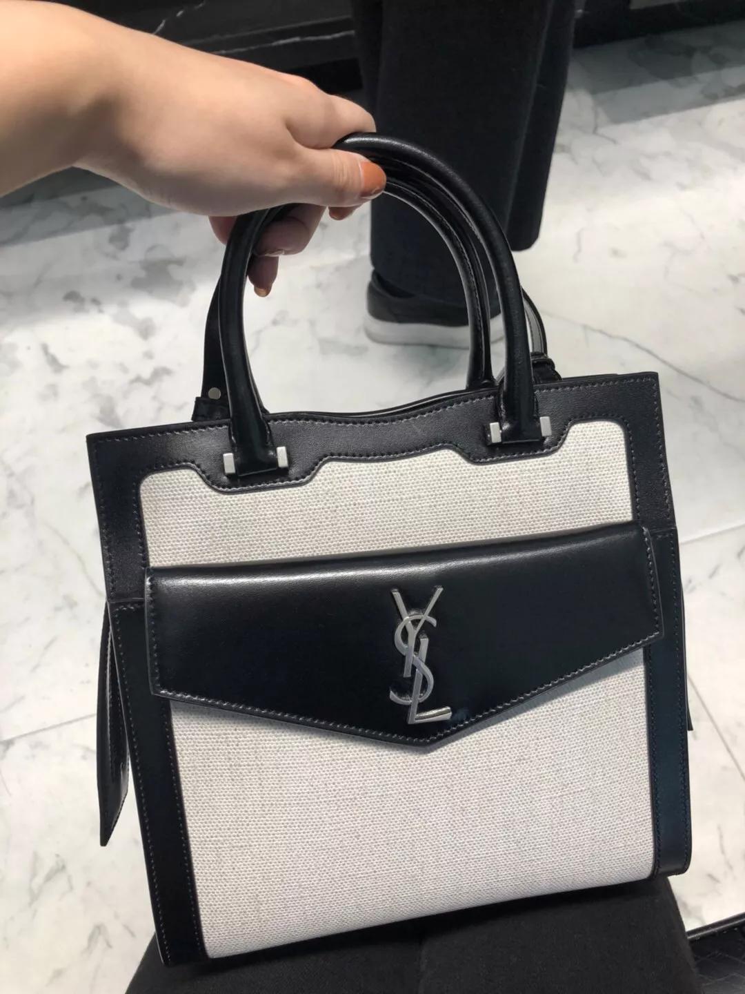 一年买三个奢侈品包包好吗,买过最后悔的大牌包包是什么