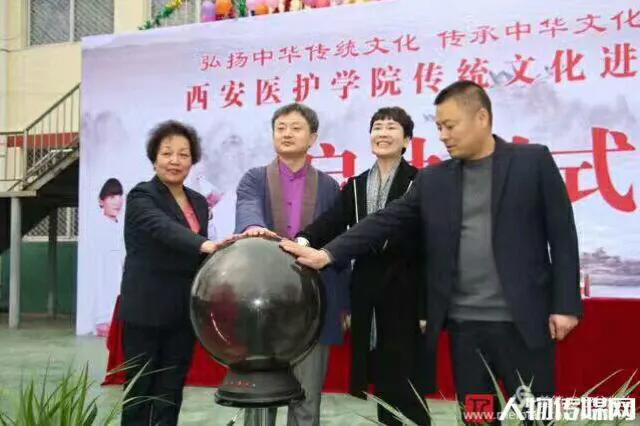 李醉：清到十分寒满地始知明月是前身