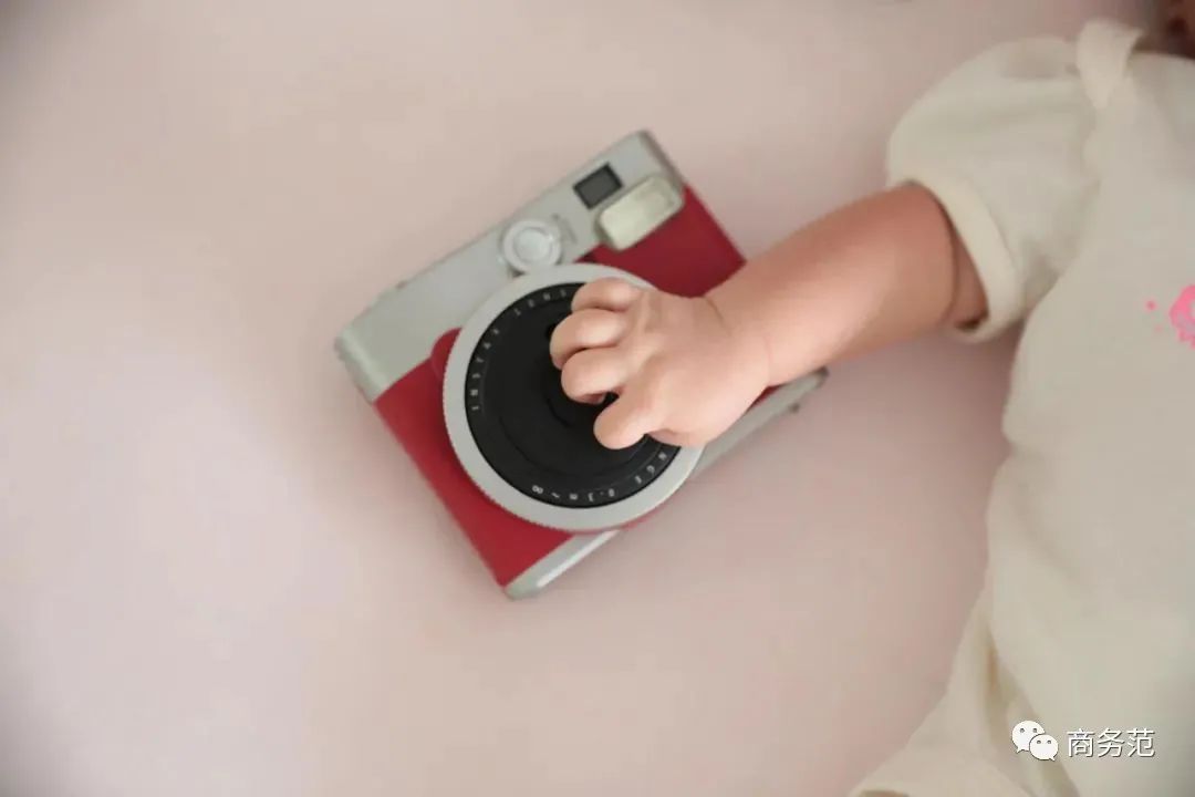 新生婴儿礼物必备物品清单,新生婴儿适合买什么礼物