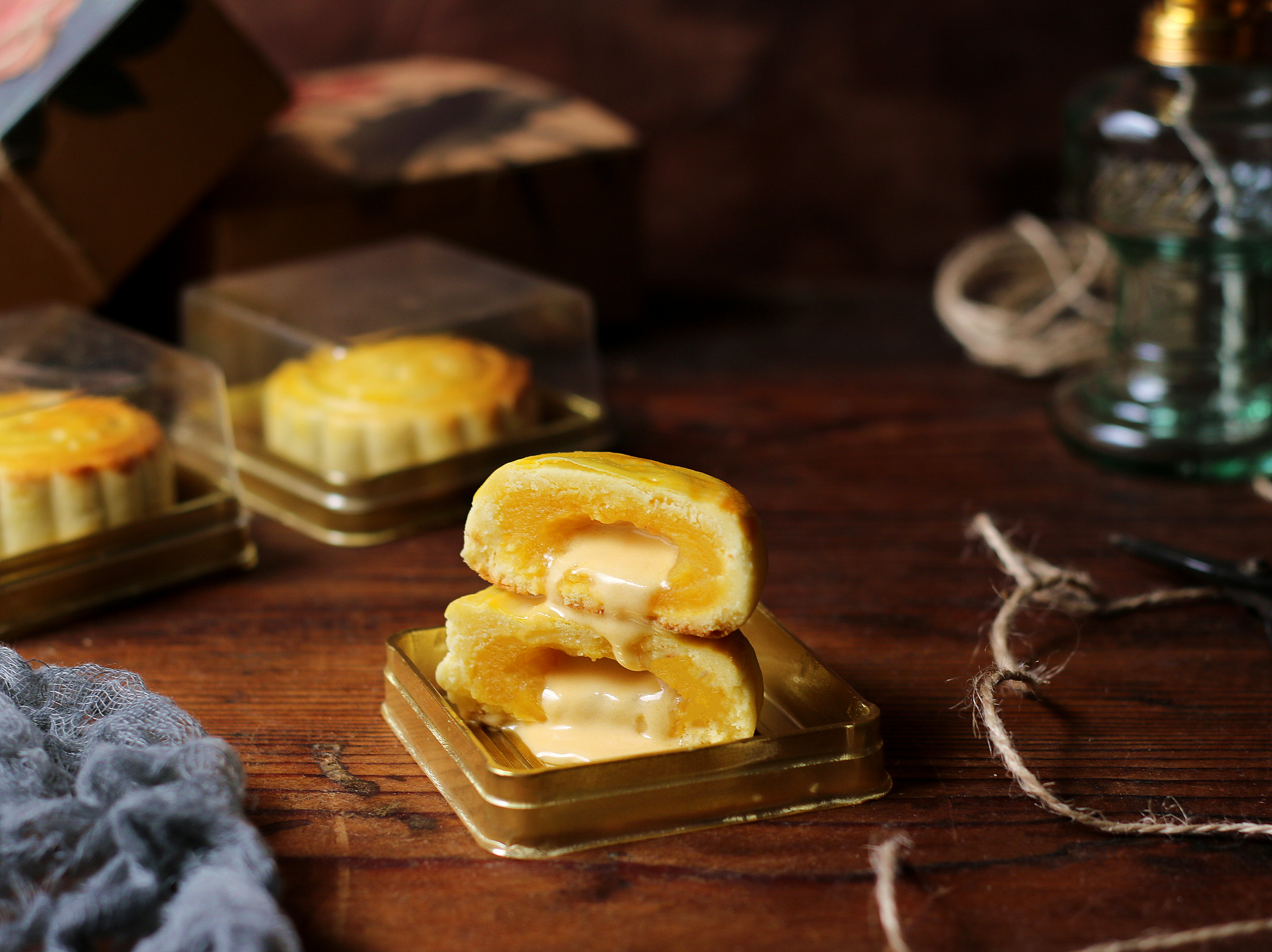 奶黄流心酥苏式月饼,正宗的流心奶黄月饼无糖