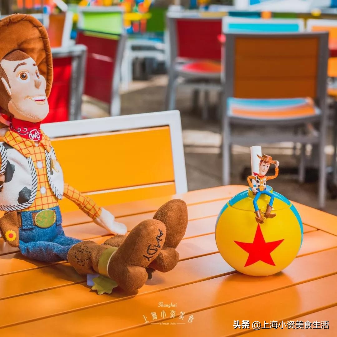 迪士尼蓝色奇奇蒂蒂吸管杯,迪士尼奇奇蒂蒂吸管