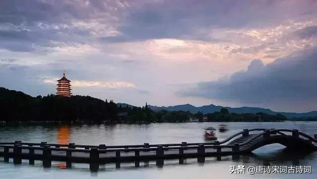 不负岁月何惧老去什么意思,10句惊艳岁月的诗词