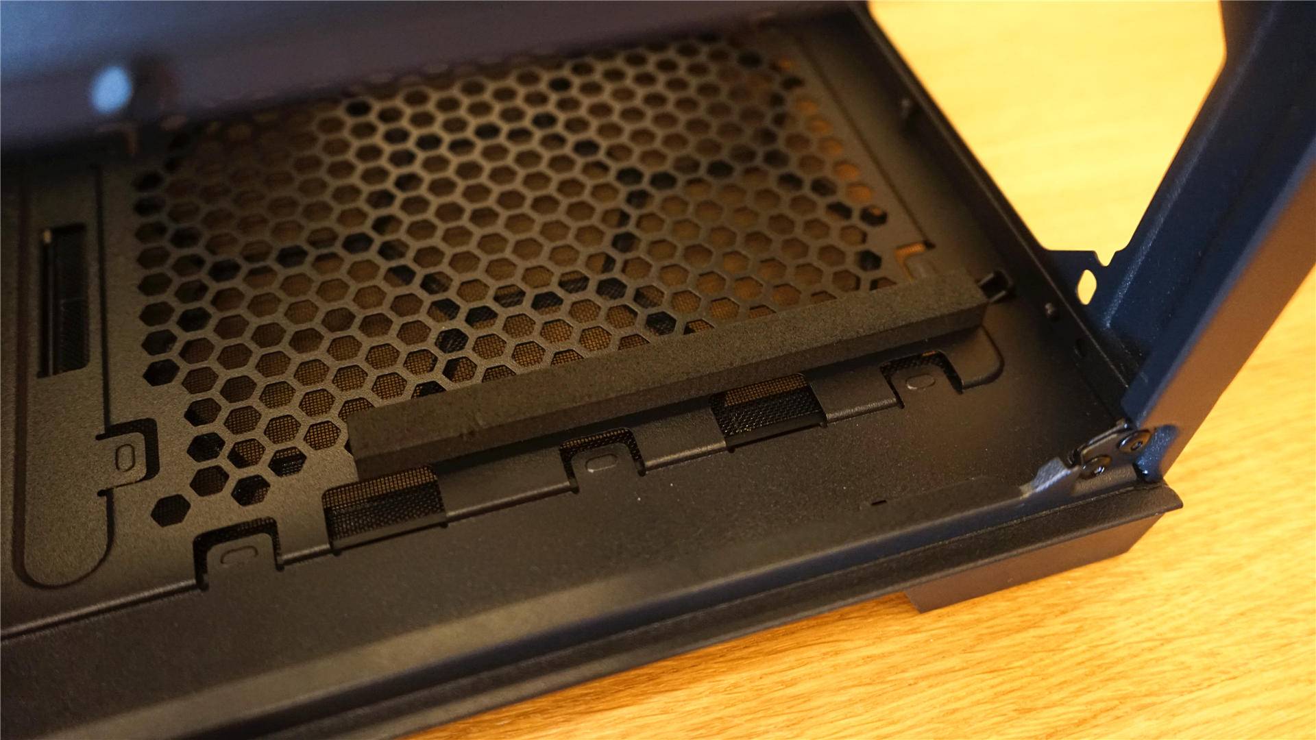 安钛克散热最好的机箱,安钛克机箱对比评测