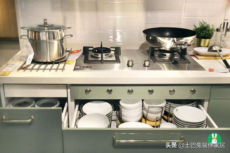 分享10款好看实用的厨房,高颜值实用厨房全靠这些技巧