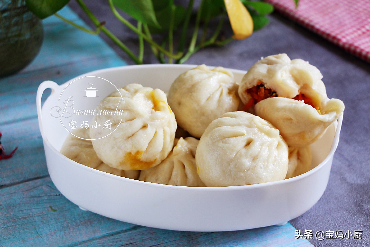 在家早餐小笼包子做法,自制香喷喷的包子和家常菜