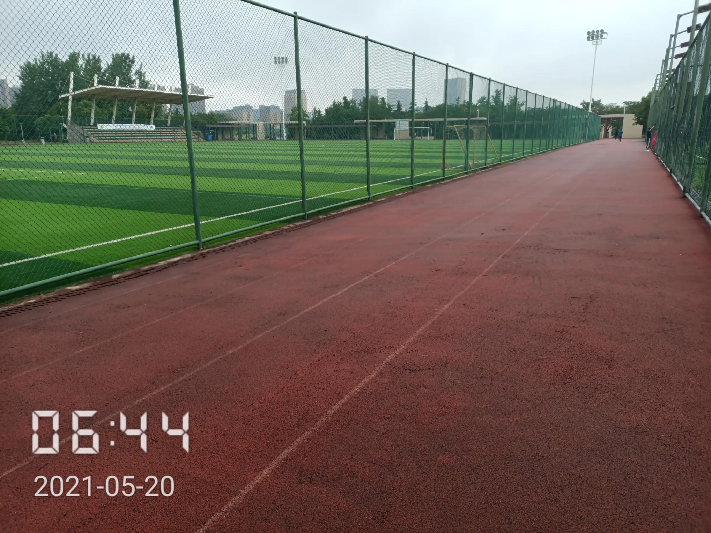 和城管斗智斗勇的一天,跟城管斗智斗勇的一天