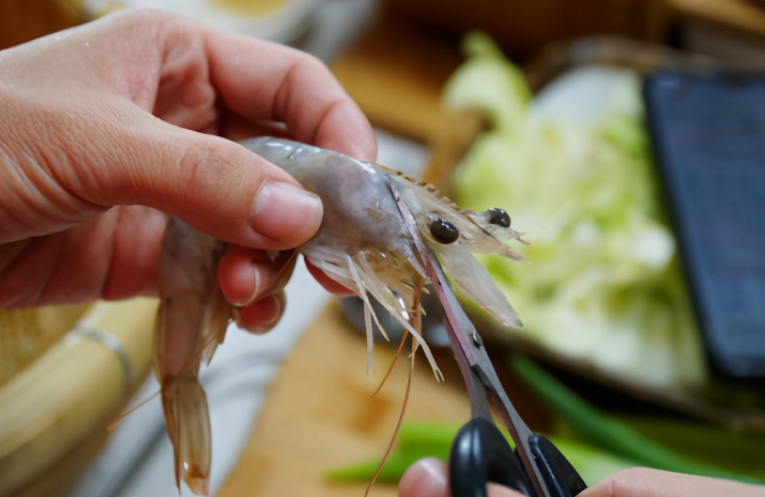 这种看似新鲜饱满的大虾千万别买,如何挑选大虾的正确方法图解