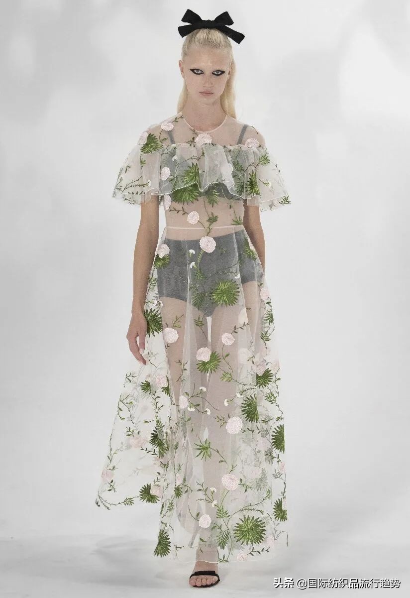 最新一季的巴黎时装秀,下一次的巴黎时装周