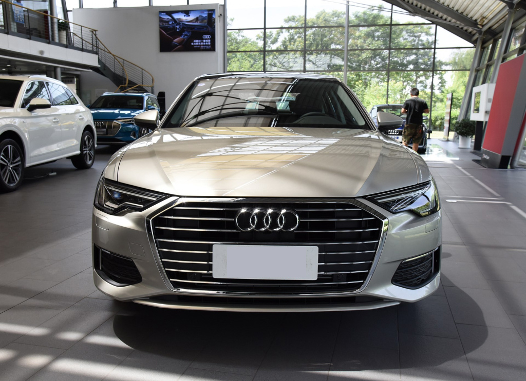 预算不够能买4008丐版吗,奥迪a6l乞丐版落地多少钱