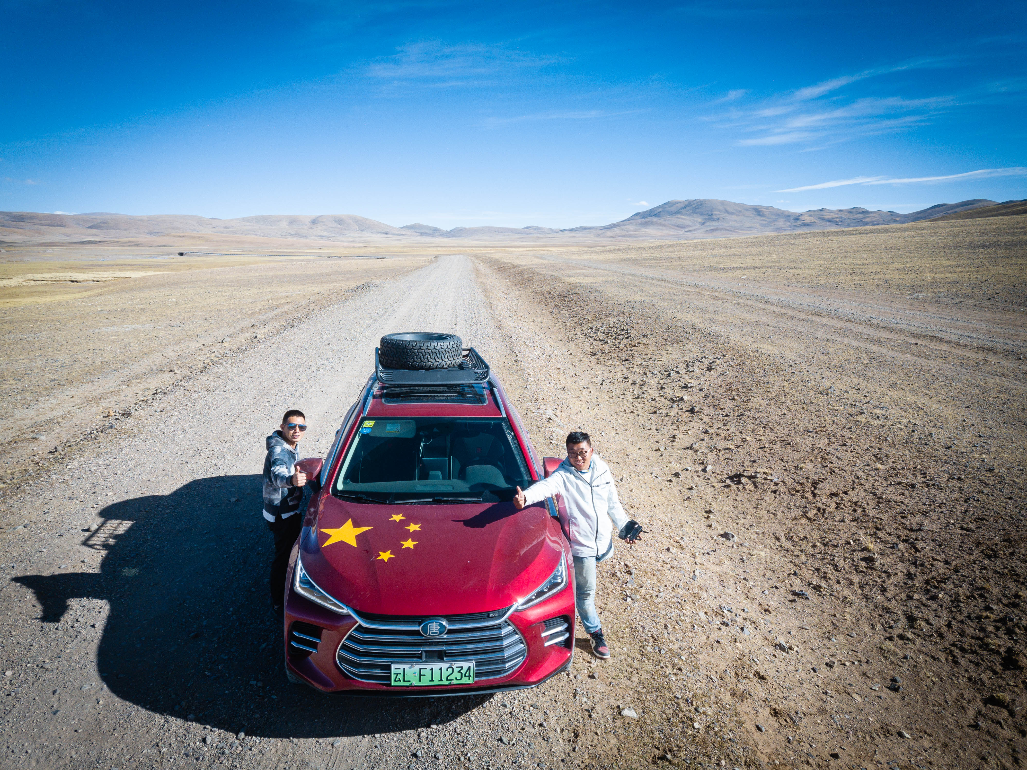 开比亚迪唐越野,比亚迪唐去无人区