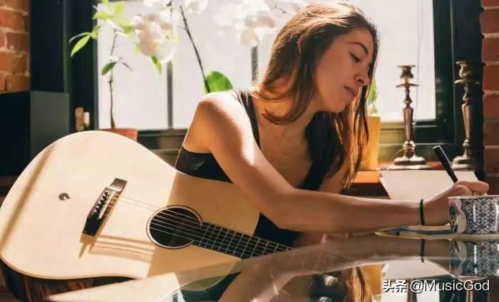 新手如何买吉他,如果买吉他也需要流程