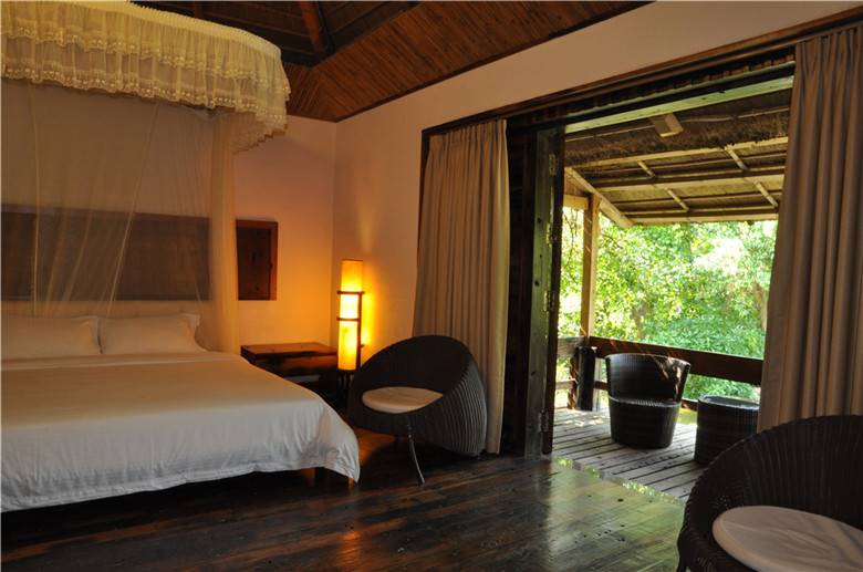 去湛江住特呈岛好还是住金沙湾好,今天湛江特呈岛风景区值得去吗