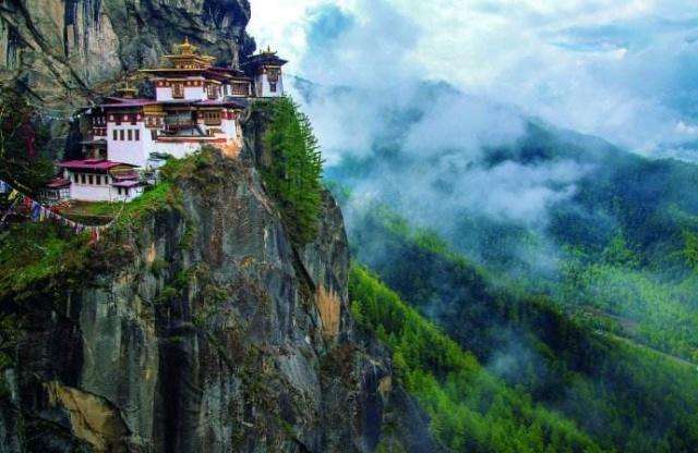 寡欲精神爽多思气血衰的下一句,寡欲精神爽多思气血衰下一句