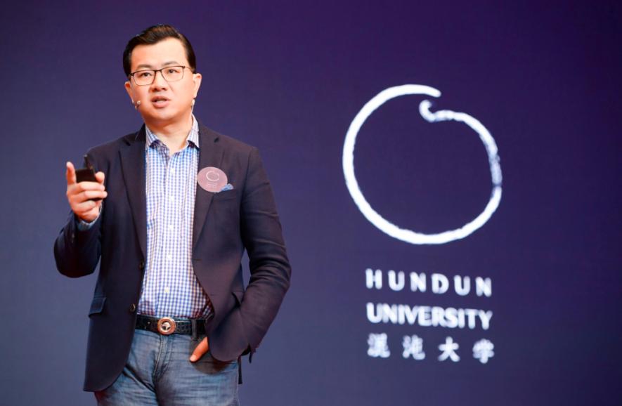 从“痛斩卫哲”到“员工泪诉”，离开马云的阿里出路在哪儿？