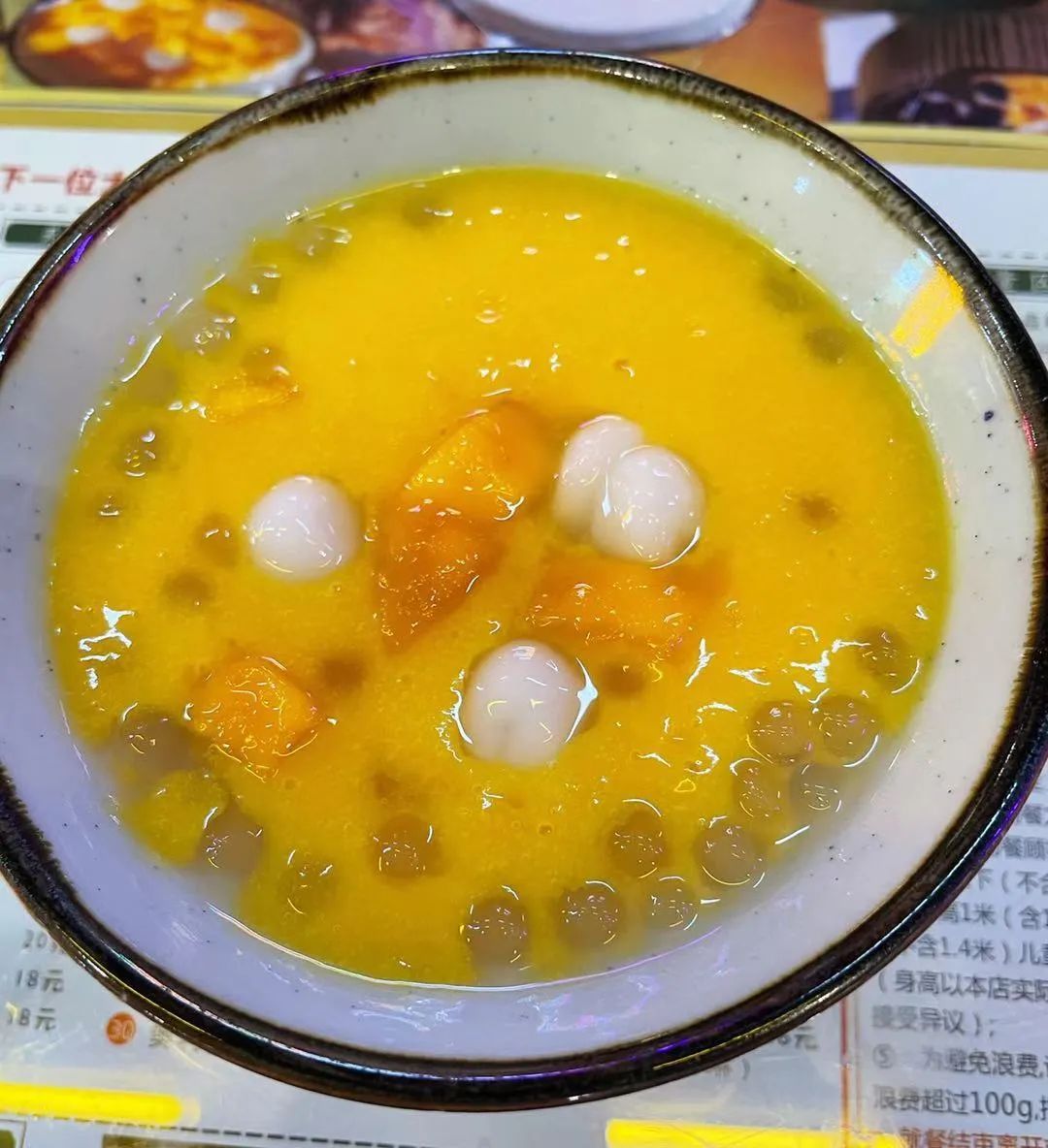 抖音红了的食物,成都自助甜品20元随便吃