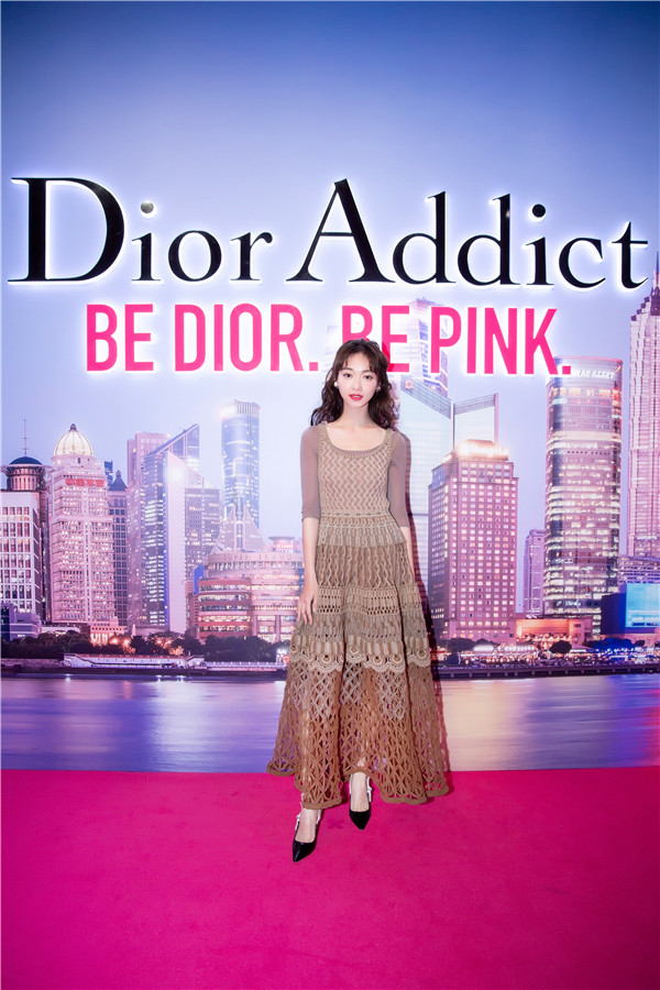 被吹爆的化妆品,迪奥dior粉唇妆