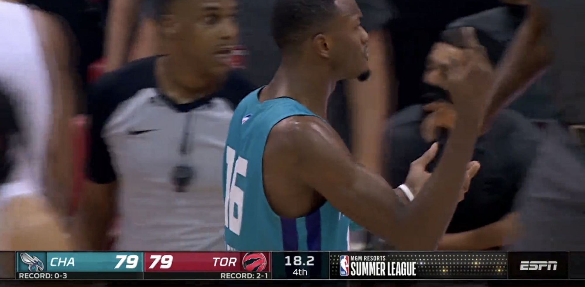 周琦12秒绝杀完整视频,周琦绝杀完整版视频