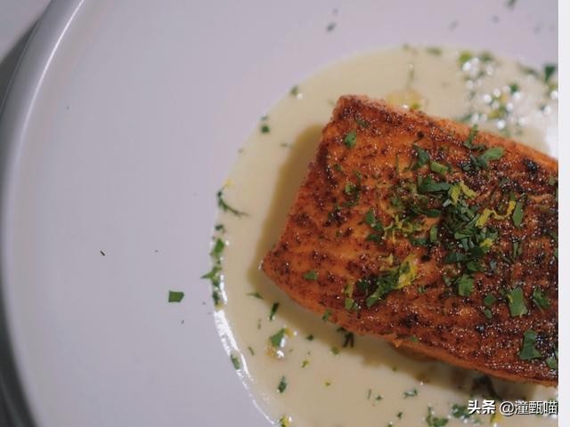 鬼才ChefFayWong与闻名葡萄酒界Roger强强联手带来别样新西兰美味