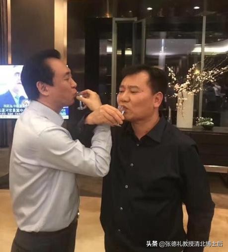 在歌颂草莽英雄黄光裕时，别忘了被他伤害过的千万股民,转载