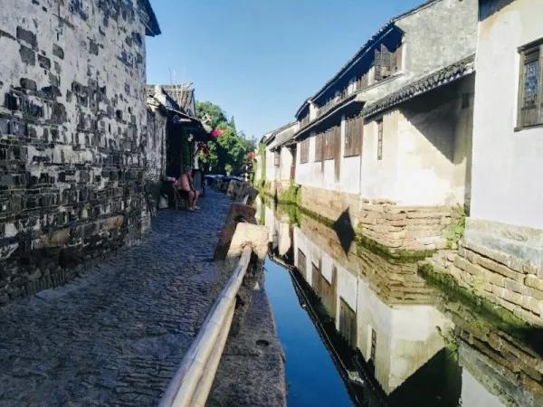 周庄是中国第一大水乡,周庄江南第一水乡是哪里的
