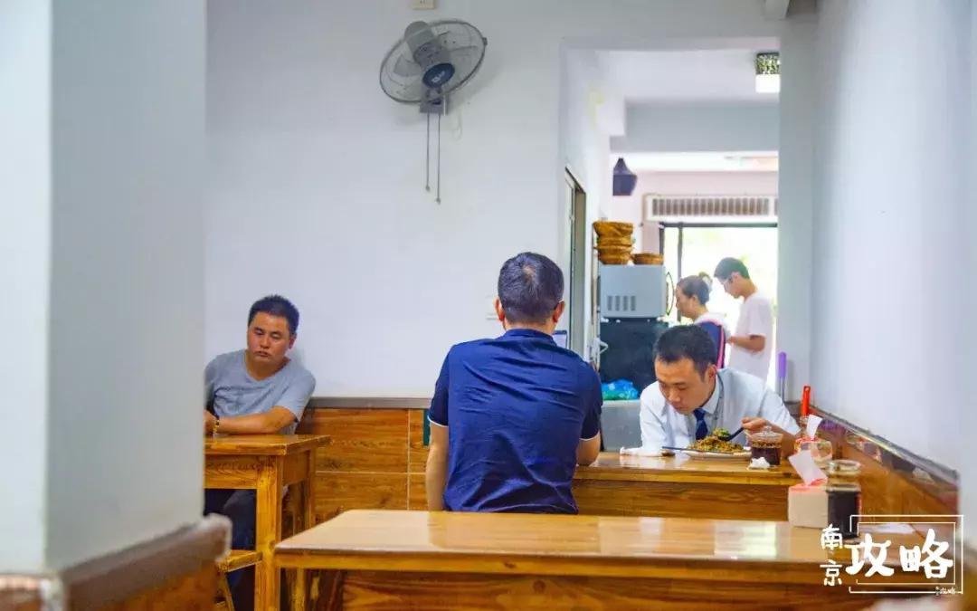 慧园里,南京城中,时光交错的角落