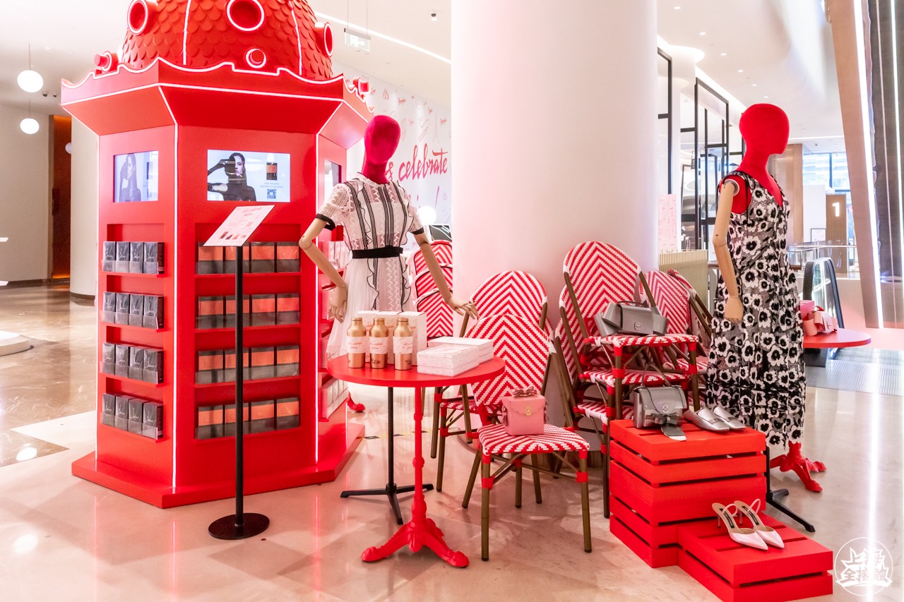 老佛爷百货中国第二店营业,走进上海老佛爷百货