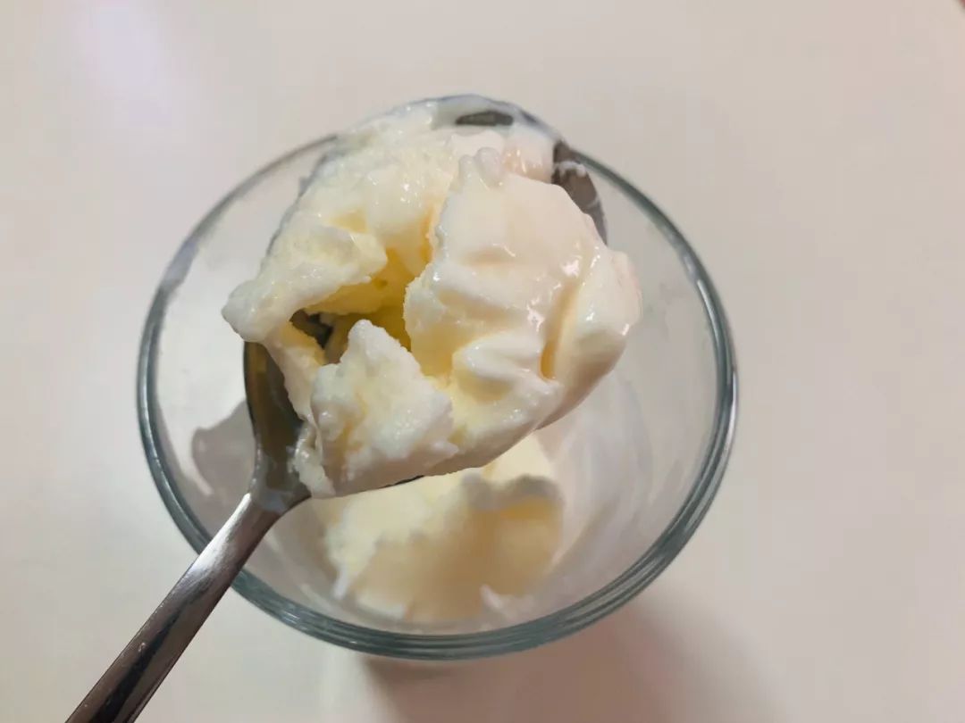 人憋久了，对酸奶什么事都做得出来