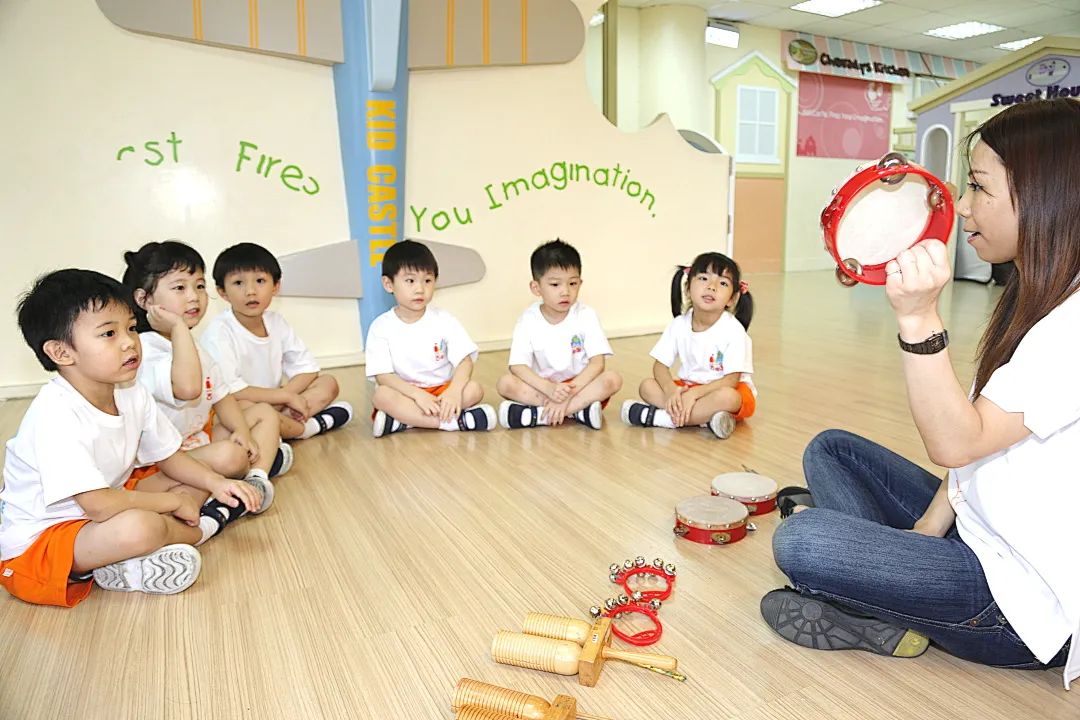 吉的堡英文版儿歌,吉的堡成长中心图片