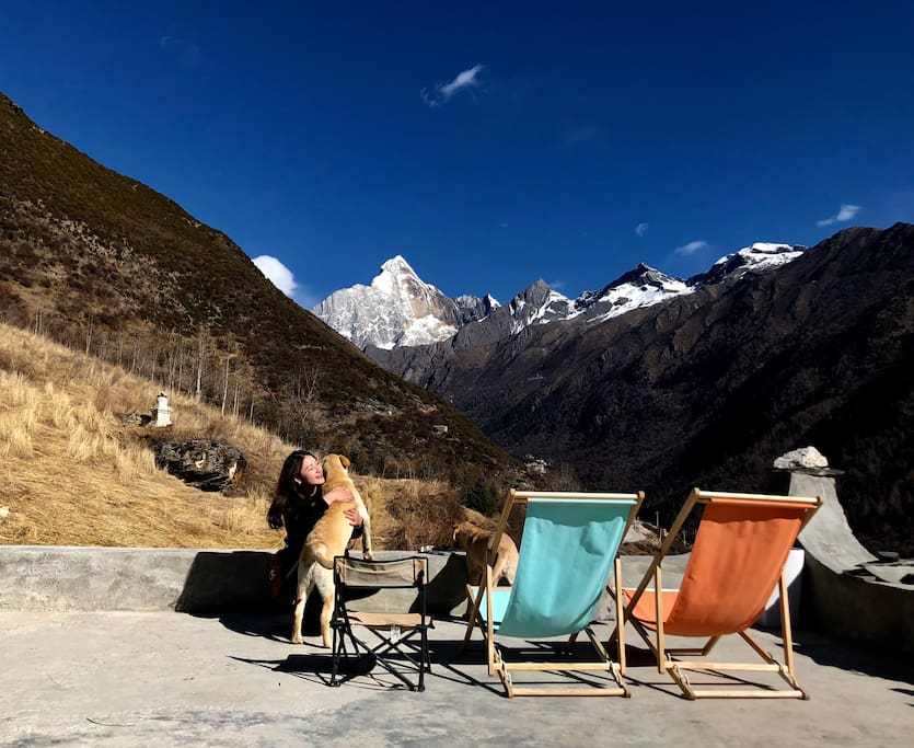四姑娘山看雪山民宿,在四姑娘山玩住哪里