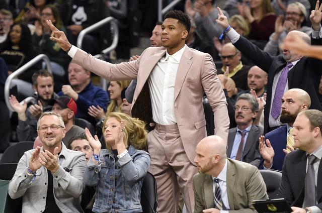 nba暖心时刻詹姆斯莱昂纳德,詹姆斯选莱昂纳德2020