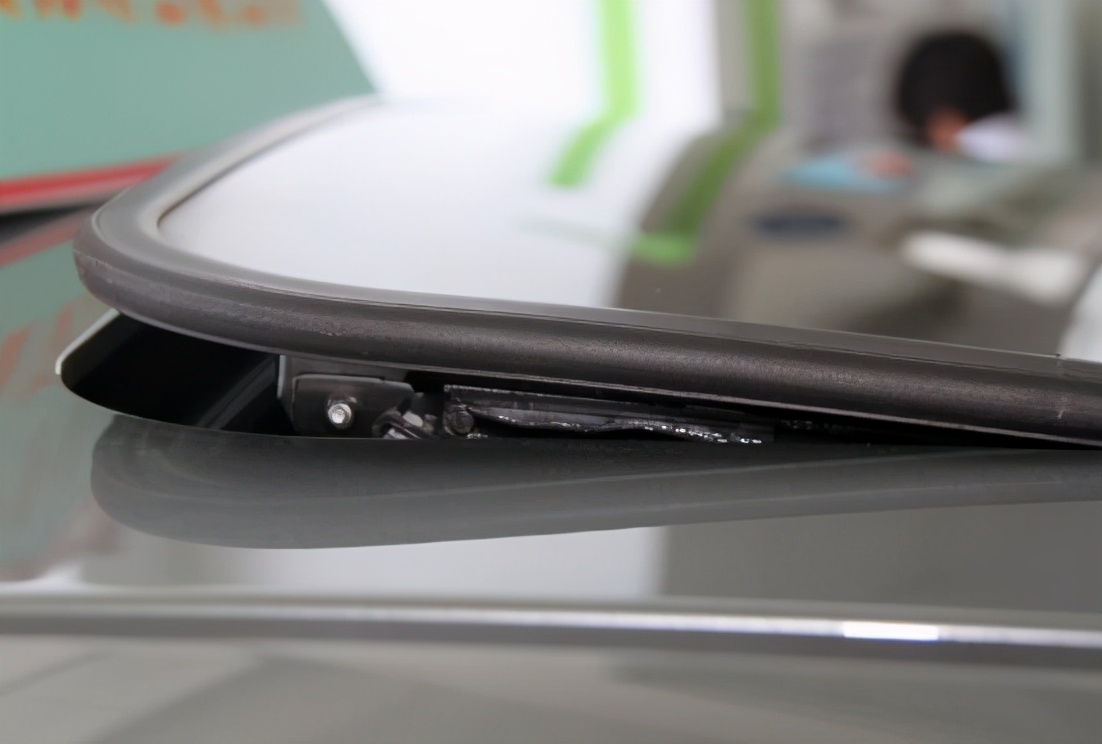 买车带天窗好还是不带天窗,买车带天窗的好还是不带天窗的好