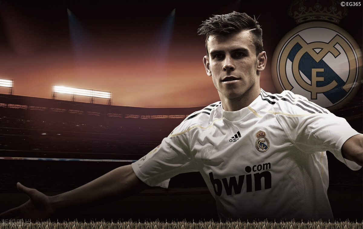 盘点世界足坛12位亿元级别转会费的球员，30岁以上的只有C罗