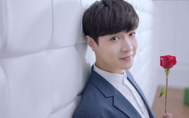 张艺兴从小绵羊到小狐狸的成长,张艺兴从小绵羊进阶成功