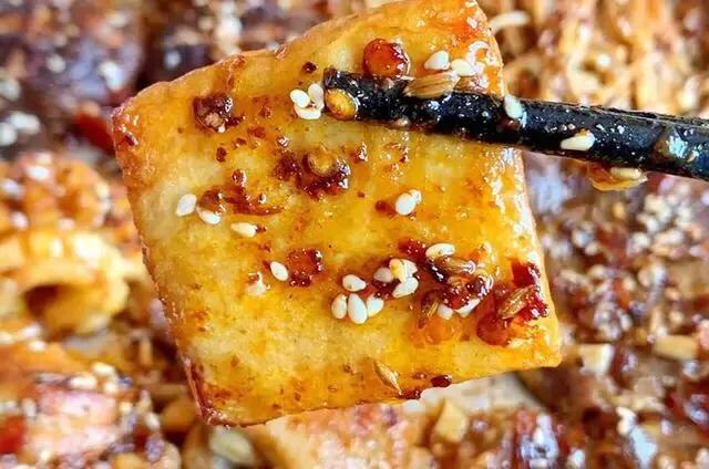 烧烤麻辣金针菇,金针菇青椒烧烤怎么串