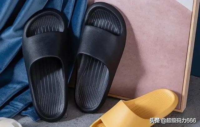 这个30岁年轻人，卖拖鞋1年挣2个亿！义乌老师傅：长江后浪推前浪