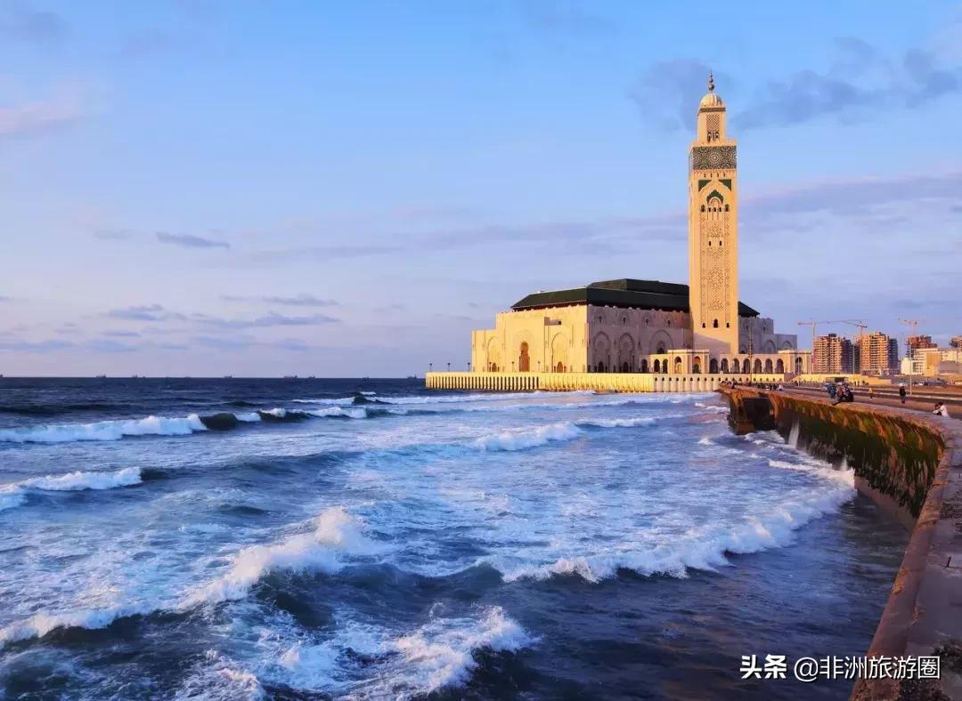 比欧洲便宜比希腊小众梦幻，这个免签的童话故事现实地千年摩洛哥