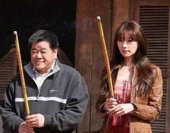 他是贾静雯张檬义父，捧红了林志颖金城武，却被亲儿子逼上绝路