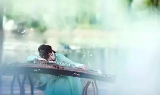 女孩学习什么乐器最有气质,女孩子学习什么乐器比较好