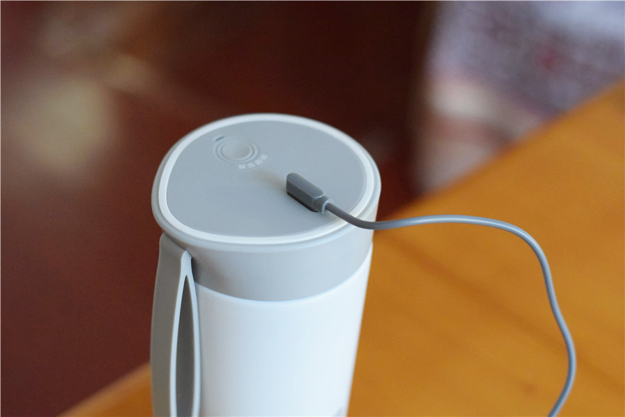 无线便携榨汁机,果汁手动榨汁机测评