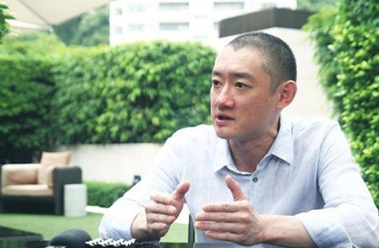 赵薇得罪竹联帮傅豪，汪雨出手惨遭围殴，3小时后傅豪打电话求救