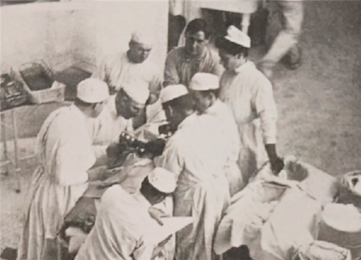 死亡复活的画家画的地狱景象,画家心脏骤停后7分钟画下冥界