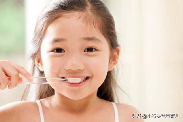 儿童4周岁天天刷牙还是不断蛀牙,小孩子天天刷牙还是长虫牙