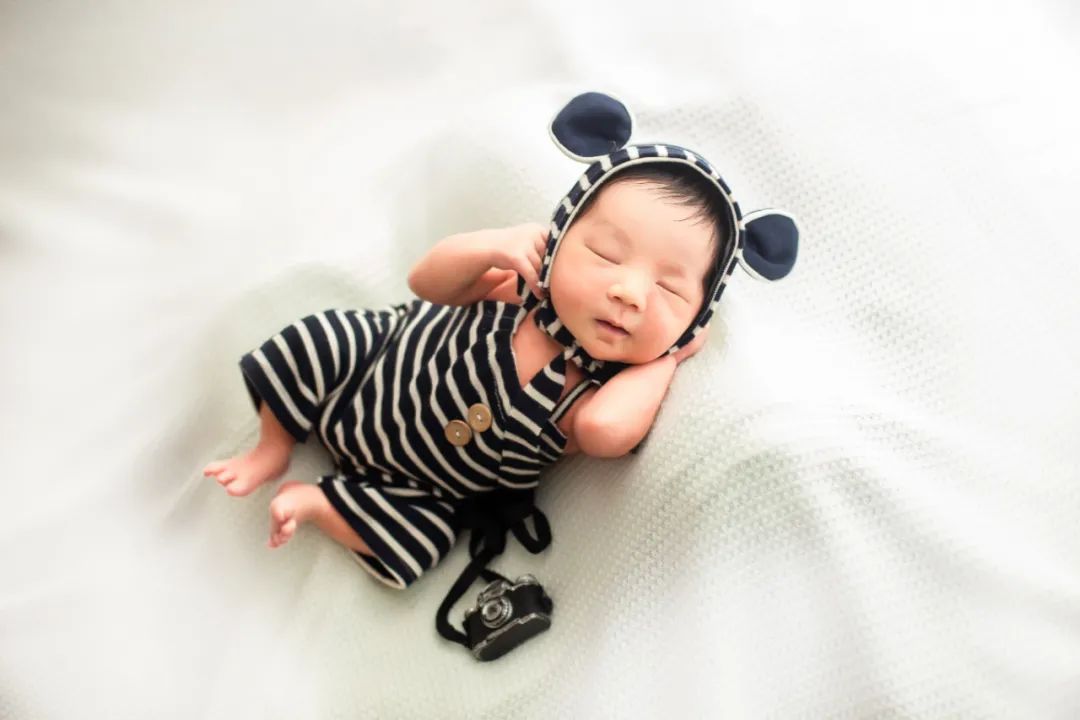 【呱呱教·88】【解密】新生儿宝宝的“神奇”现象