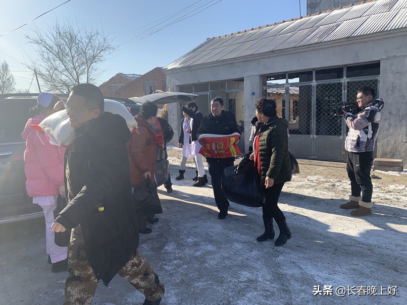 鍚夋灄鏇欏厜娉屽翱澶栫鍖婚櫌,鍖婚櫌瀵掑啲鏆栨剰鍏崇埍鑰佷汉娲诲姩