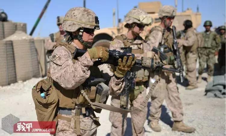 迷彩是军装吗,迷彩是军人的什么