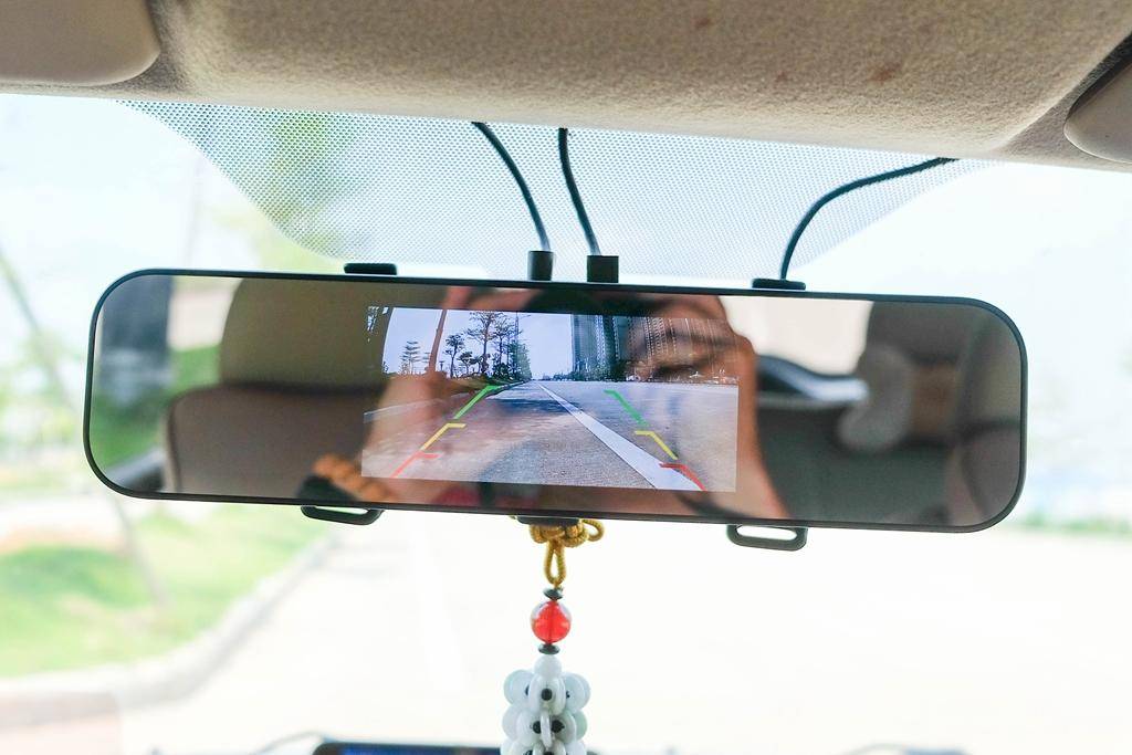 70迈和360哪款后视镜行车记录仪好,70迈智能行车后视镜梦想版